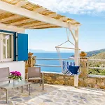 Kyklamino - Sea View, Quietly Defined *