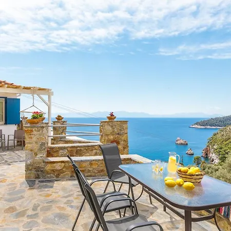 Kyklamino - Sea View, Quietly Defined Apartament