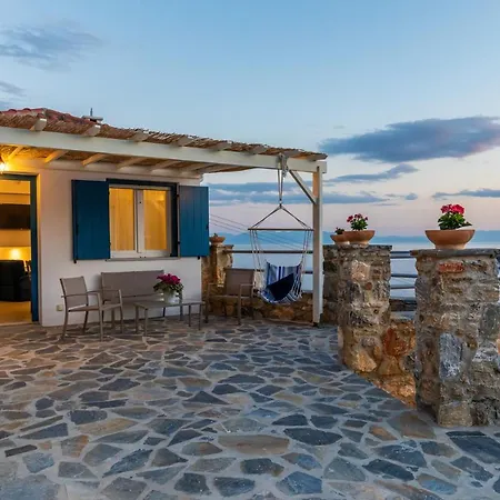 Kyklamino - Sea View, Quietly Defined *