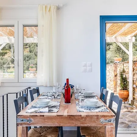 Kyklamino - Sea View, Quietly Defined Apartament