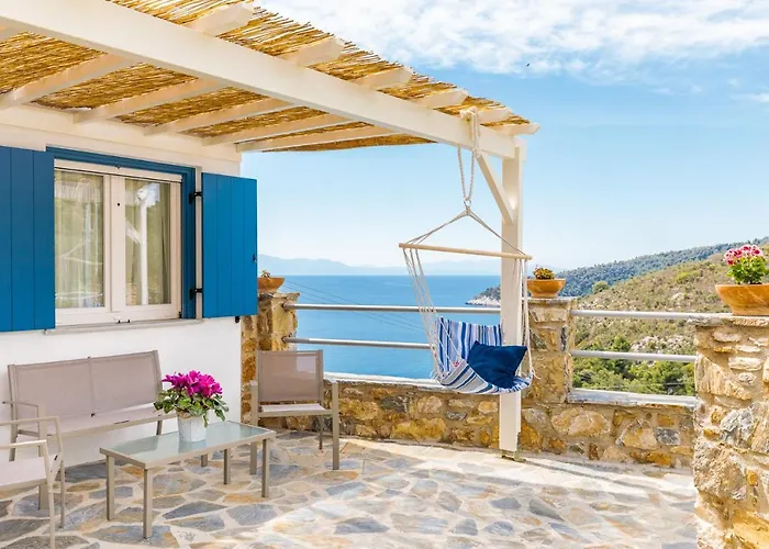 Kyklamino - Sea View, Quietly Defined *